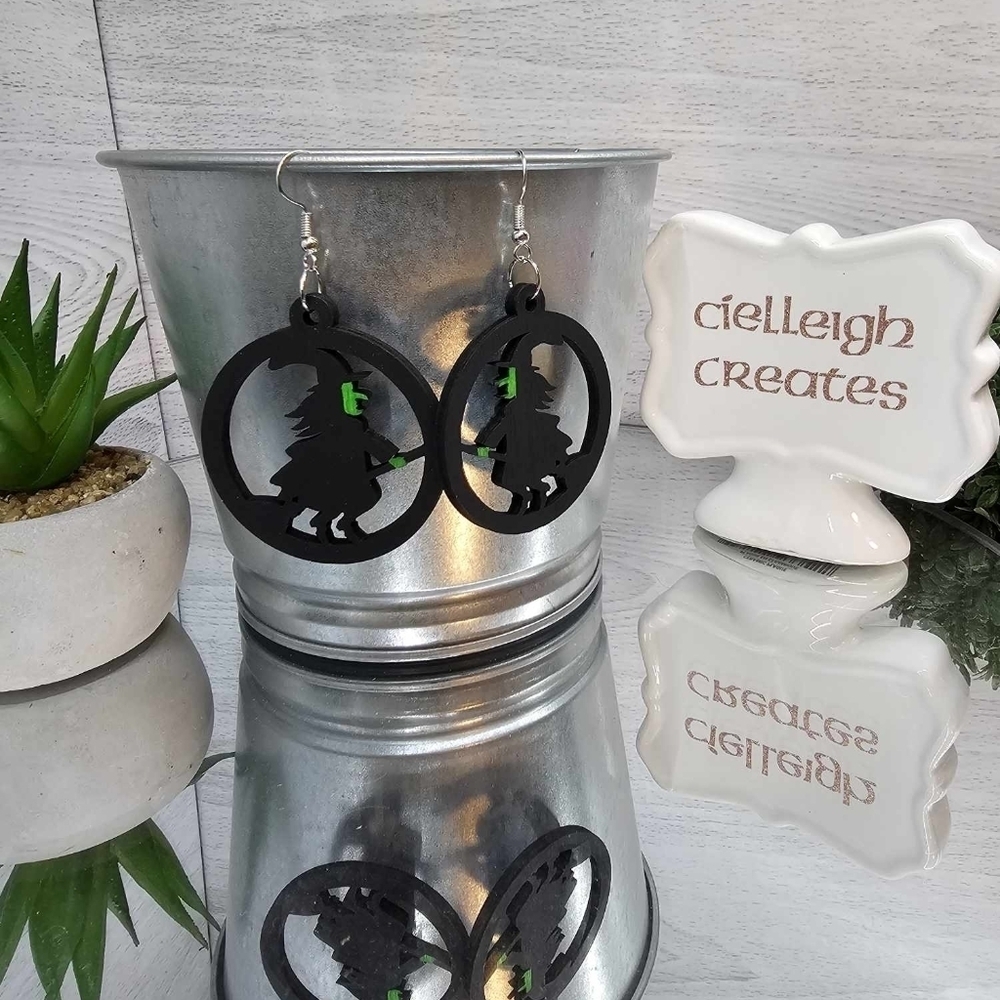 💥4 for $25💥 Halloween Earrings - Witch